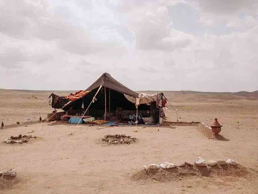 Marrakech-sunset-camel-ride-in-Agafay-desert